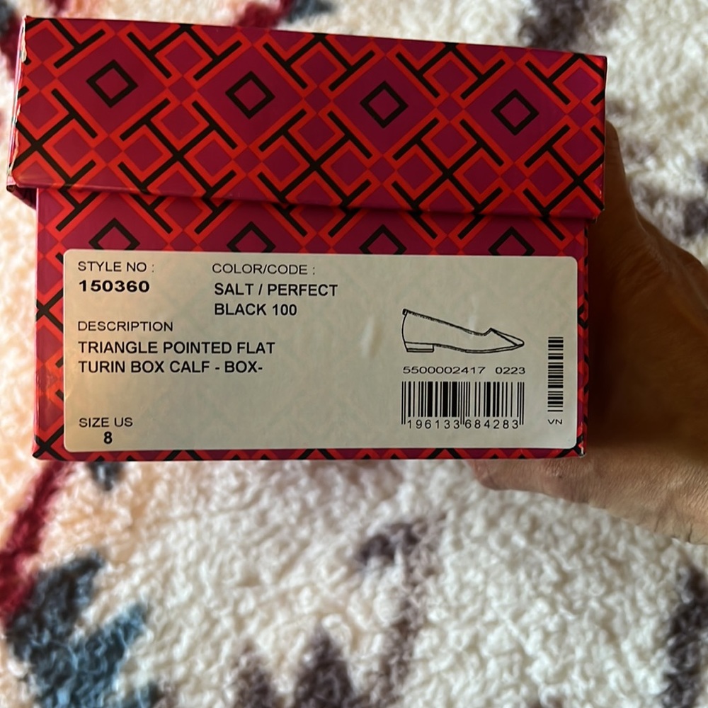 Tory Burch TRIANGLE POINTED FLAT size 8 NWT - Picture 8 of 8